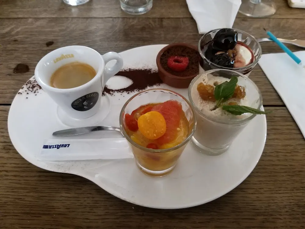 Cafe Gourmand