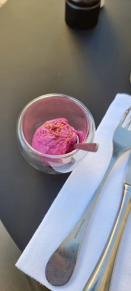 Aperitif Med Rødbede