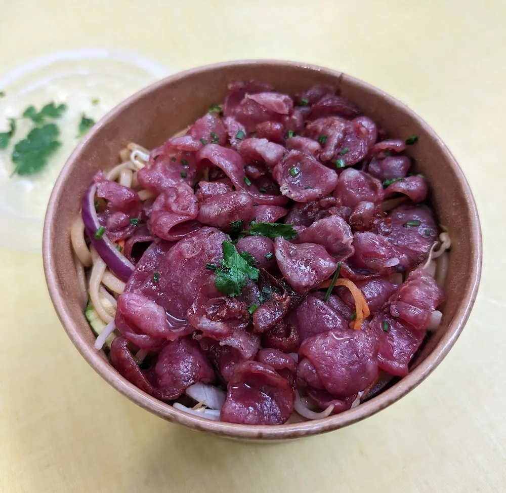 Nouilles À la Saucisse Chinoise