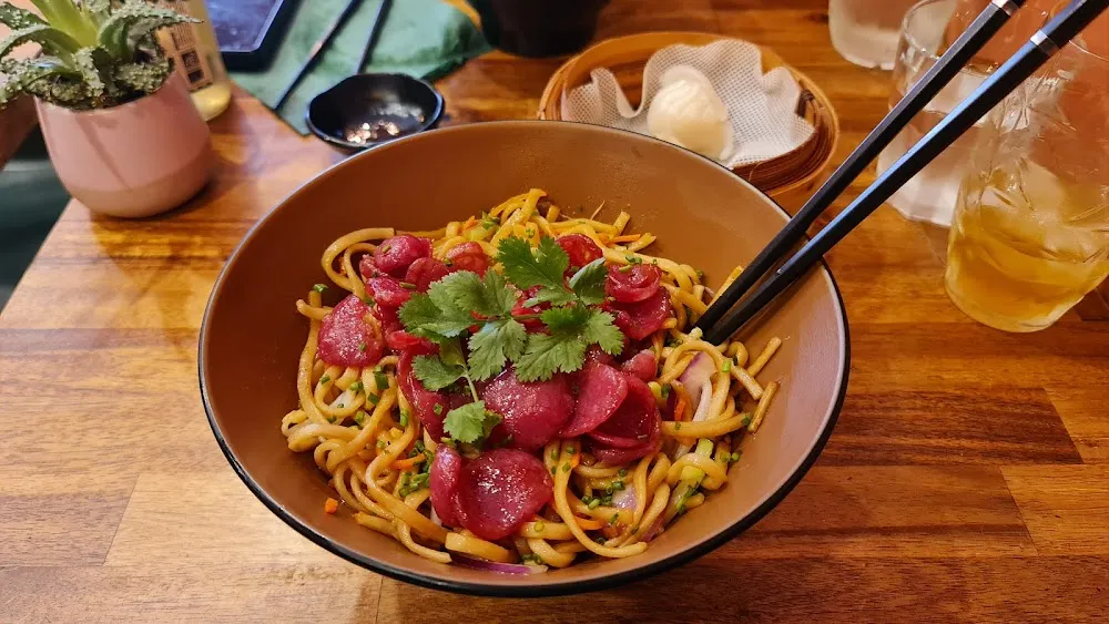 Nouilles Aux Saucisses Chinoises