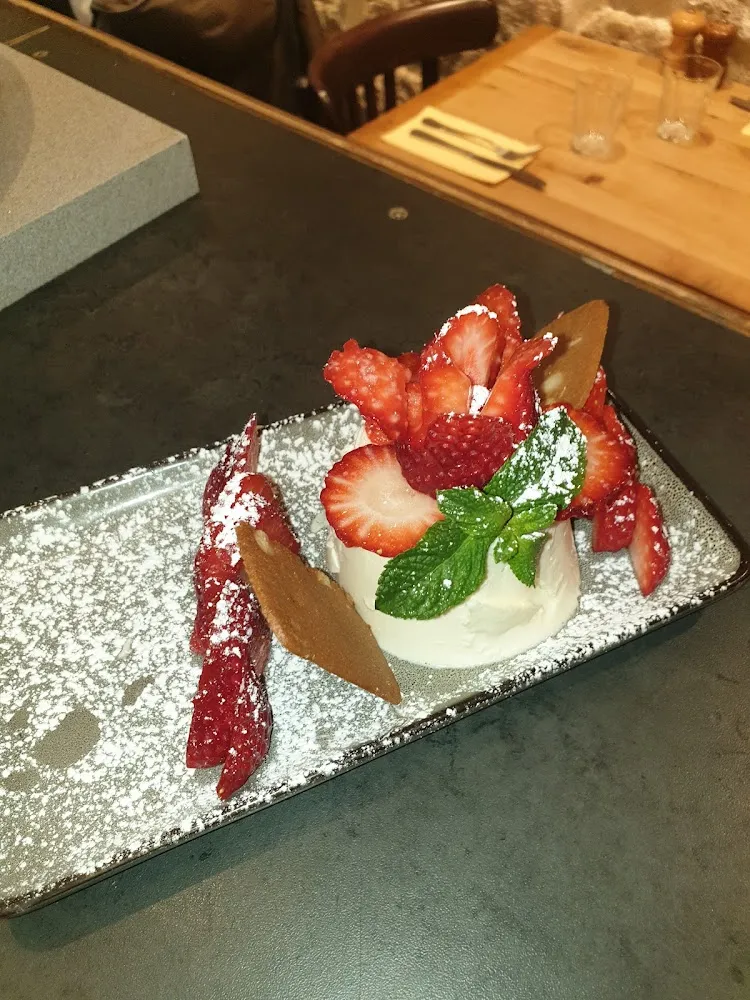 Panna Cotta Frutti Rossi E Fragole