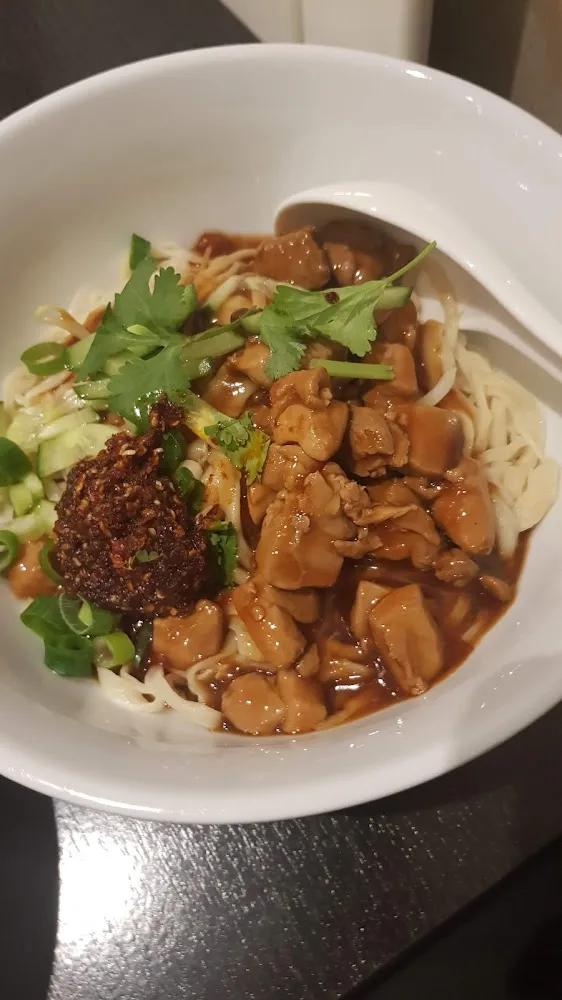 Nouilles Sauce Au Poulet