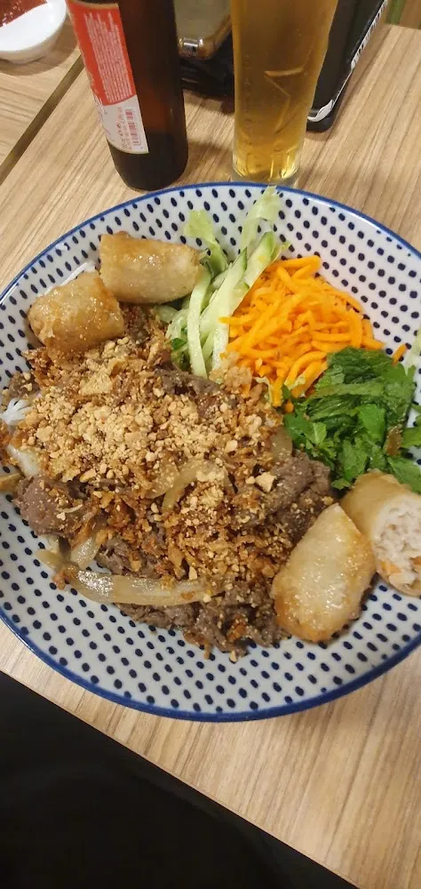 Bobun Au Boeuf Et Nem Au Poulet