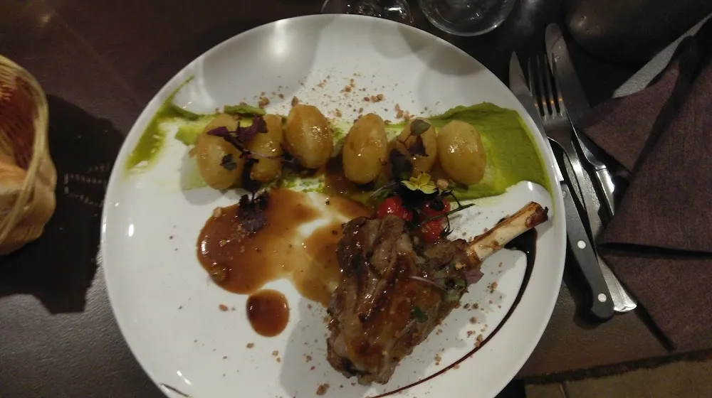 Souris d'agneau Confite Au Miel Aïoli de Patate Douce