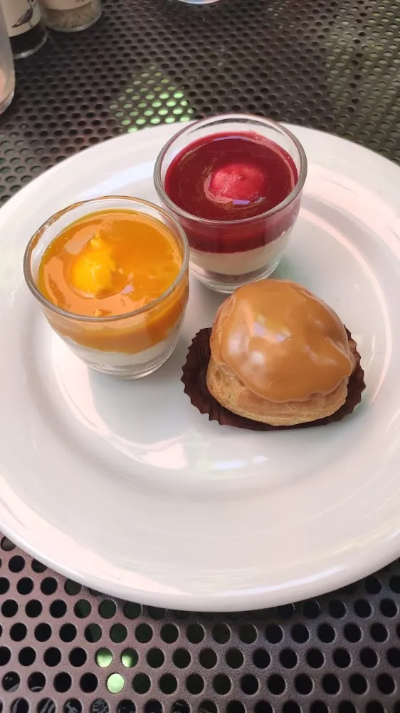 Verrine Coulis de Fruits Rouges Mousse Et Speculoos