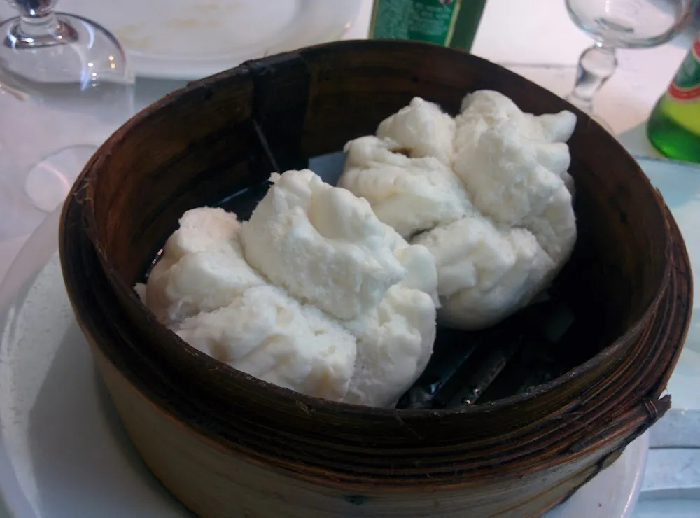 Brioche Au Porc Laque