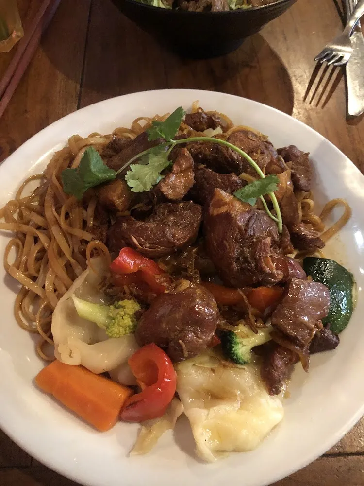 Lemongrass Chicken Noodles