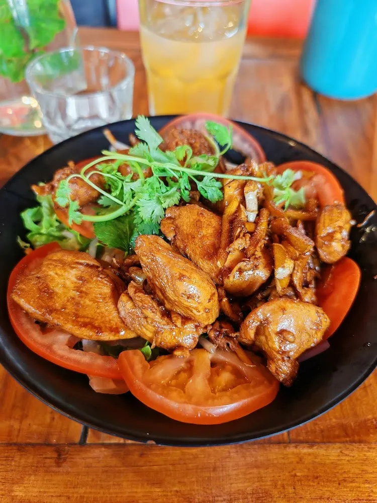 Salade de Poulet Au Gingembre