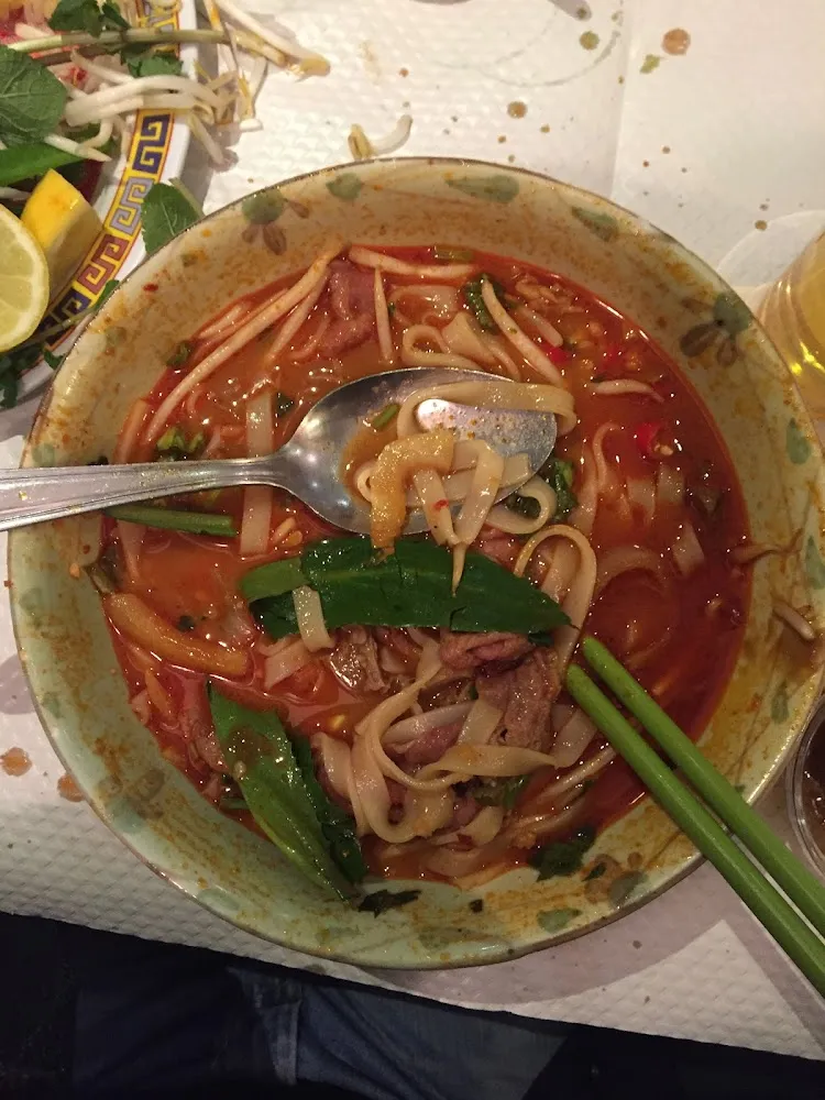 Pho Tai