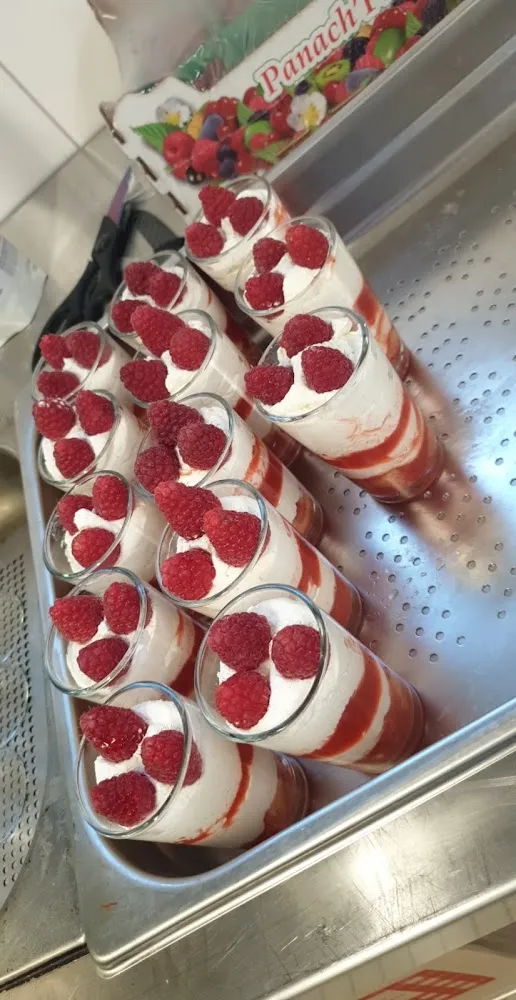 Tiramisu Fruit Rouge