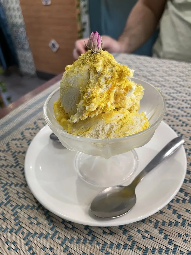 Homemade Pistachio Ice Cream