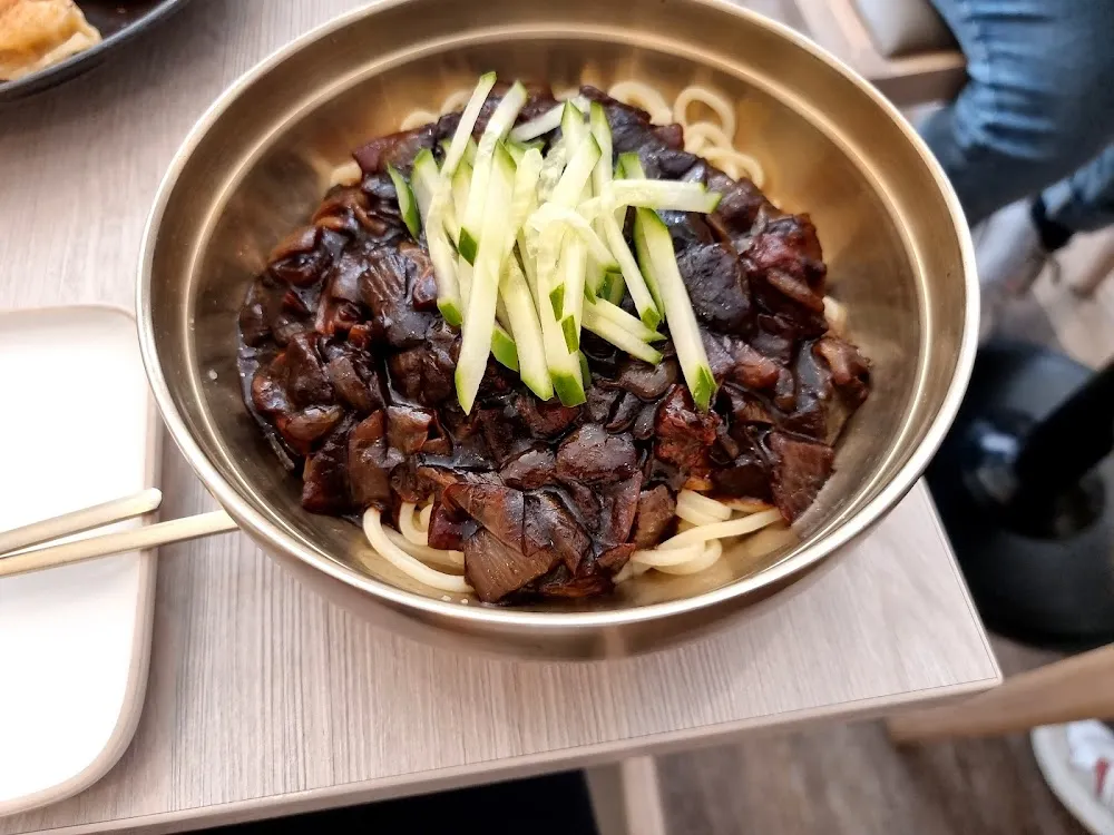 Jjajangmyeon