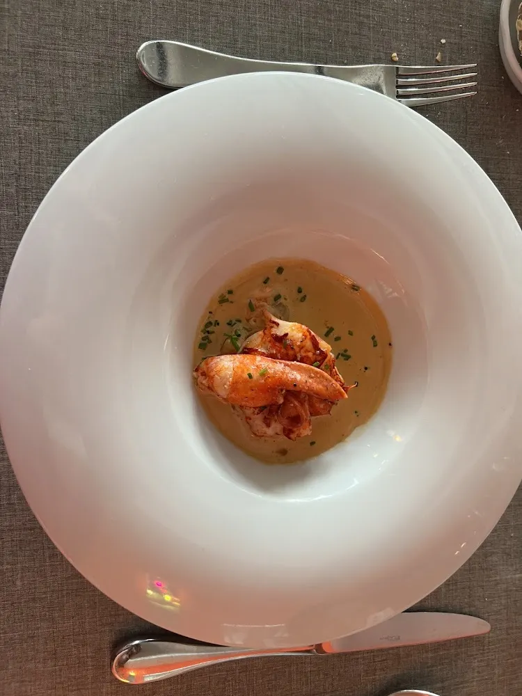 Homard Velouté de Homard Au Kari Gosse