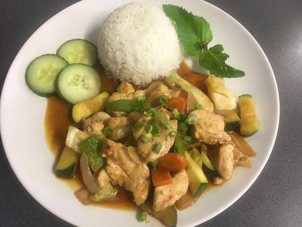 Poulet Sauté À la Citronnelle