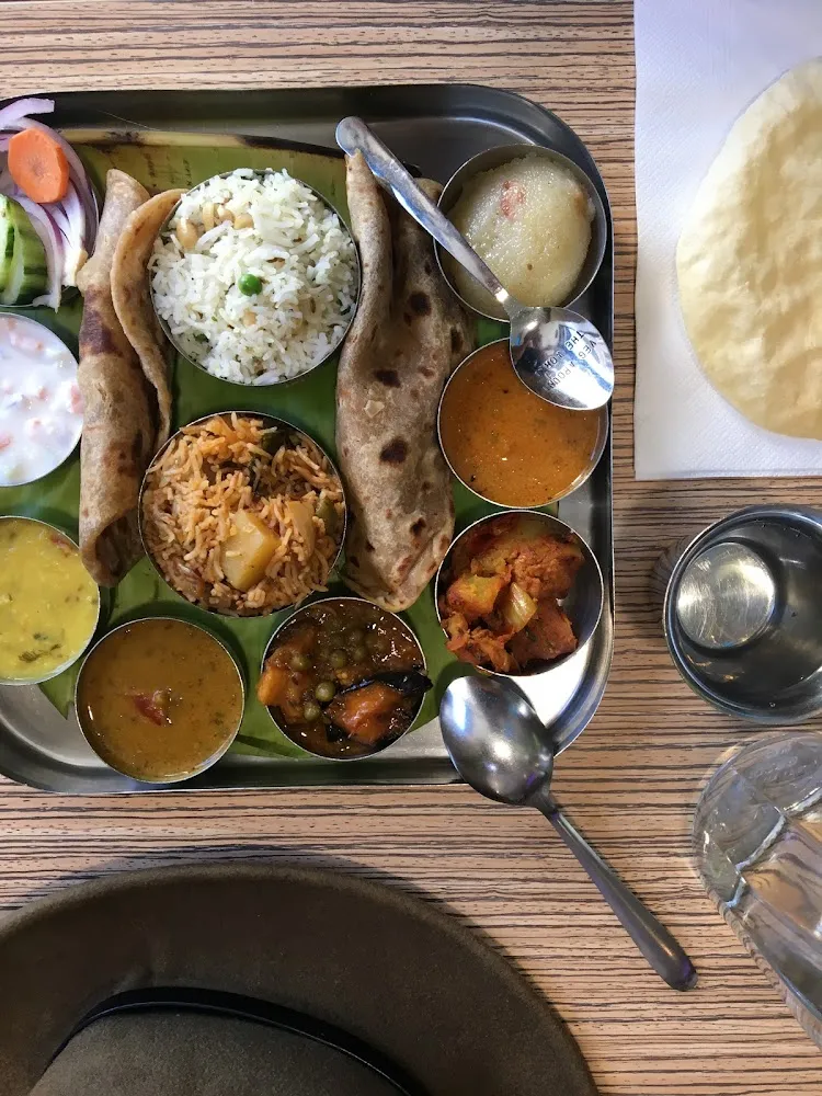 Thali Du Sud South Indian Thaali