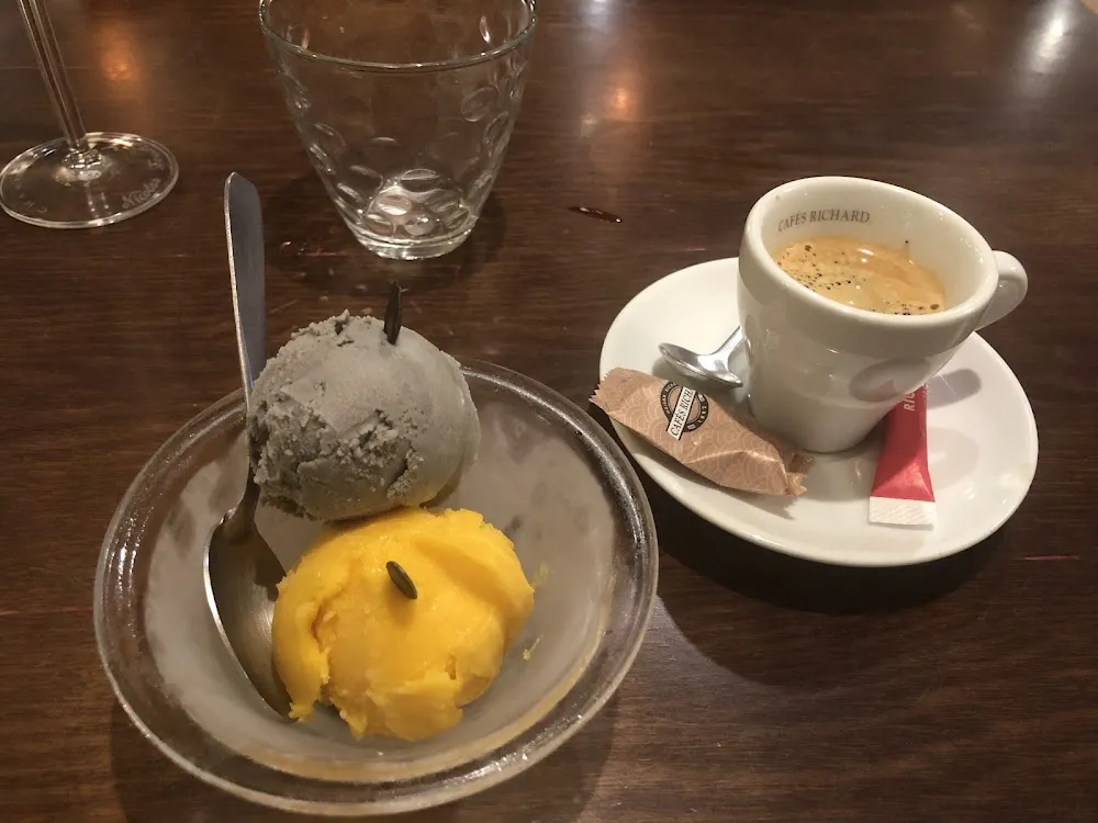 La Glace Au Sésame Noir