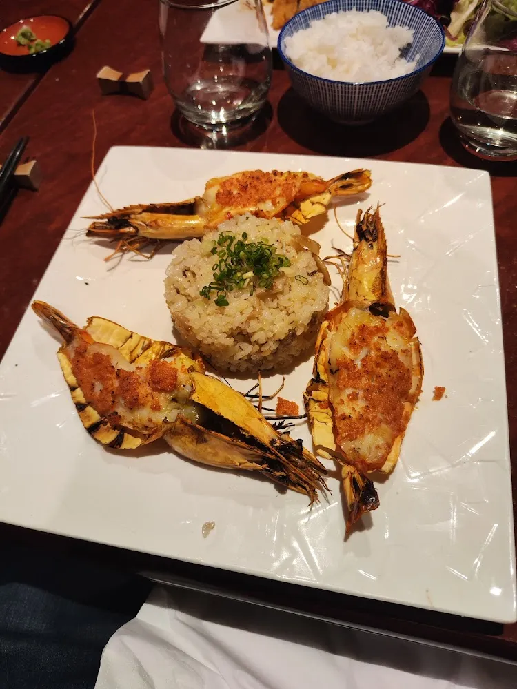 Gambas Grillées Aux Œufs de Cabillaud Épicés Mentaiko