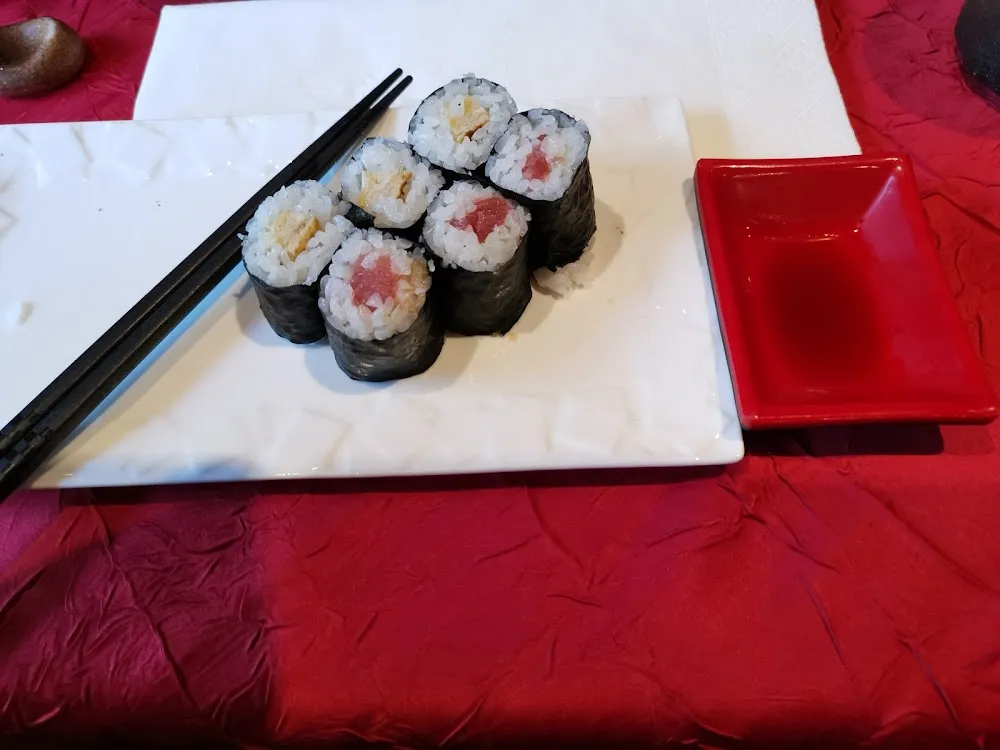 Maki Maguro Et Maki Œufs
