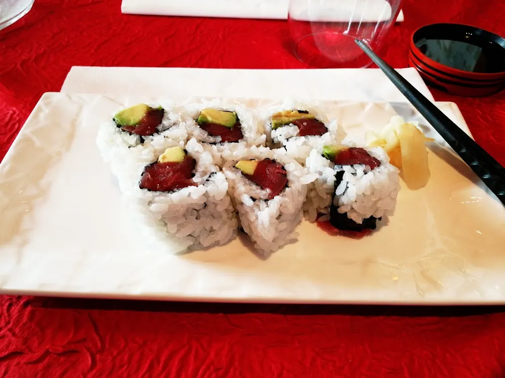 Maki Maguro Thon