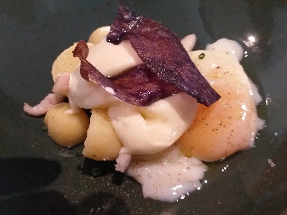 Œuf Et Anguille Fumée