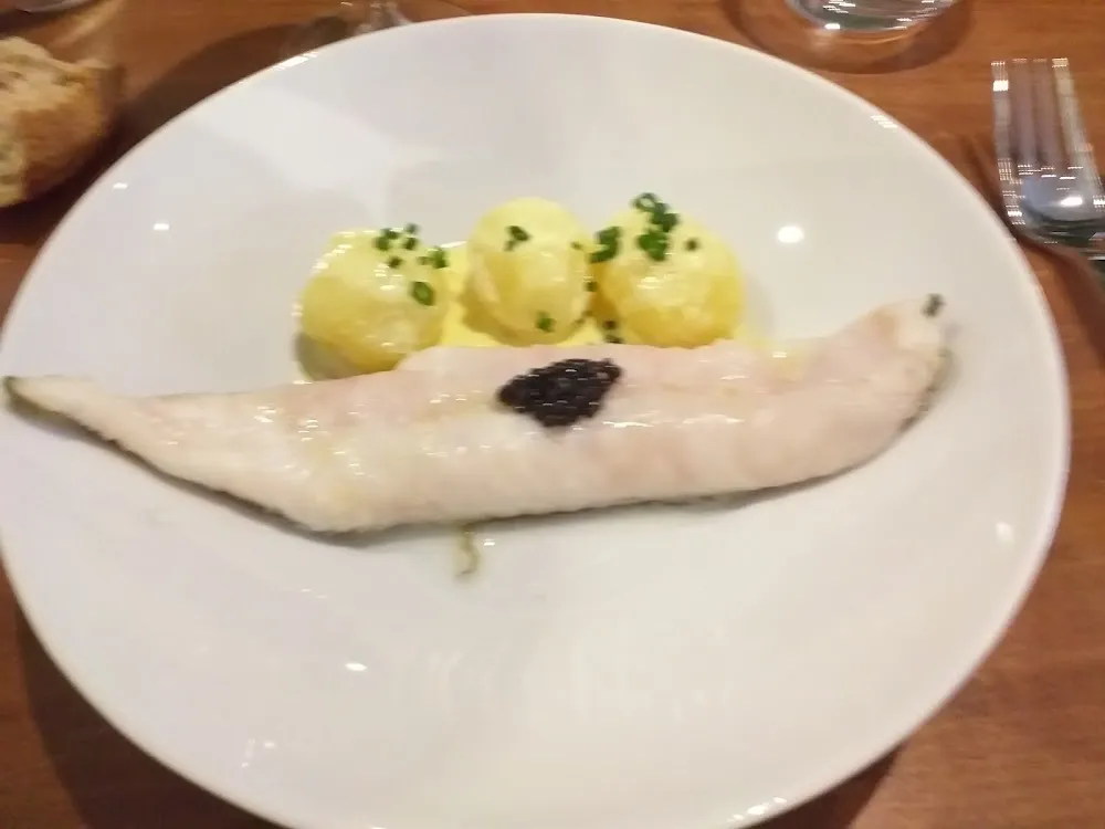 Saint Pierre Et Caviar