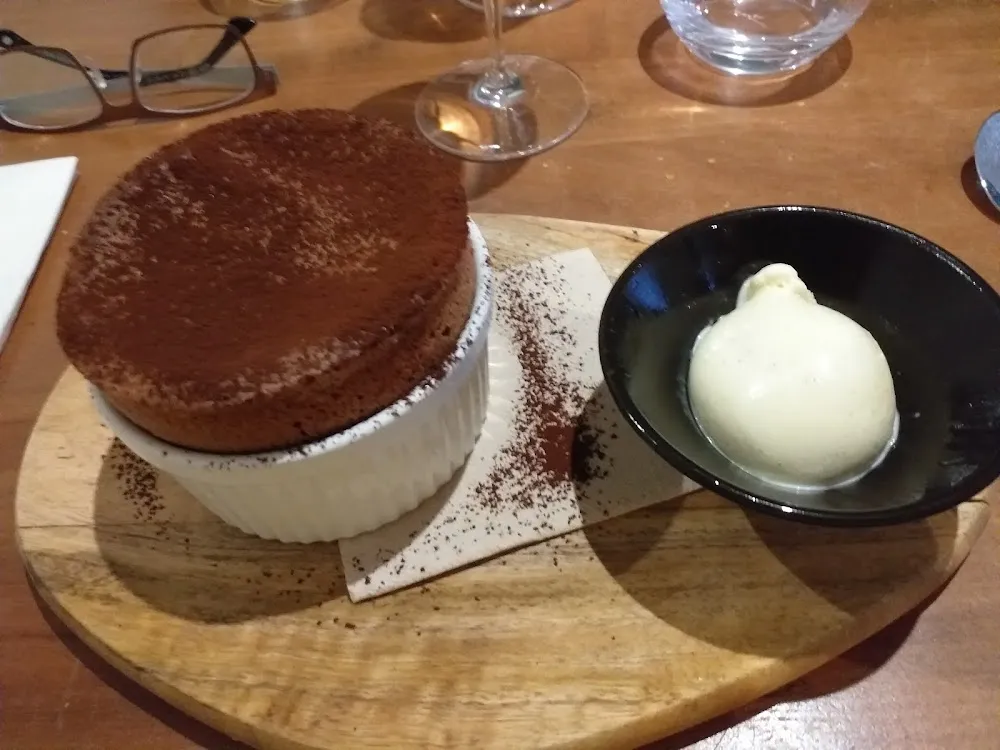 Soufflé Au Chocolat Et Glace Vanille