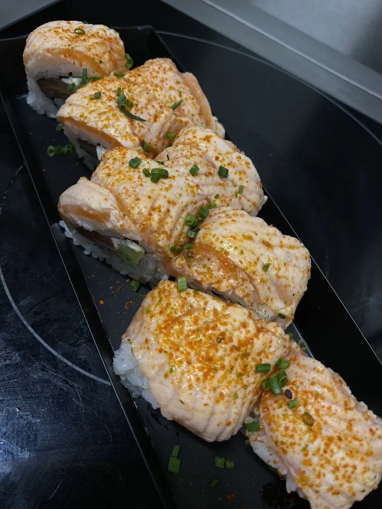 Sushi Saumon Épicé