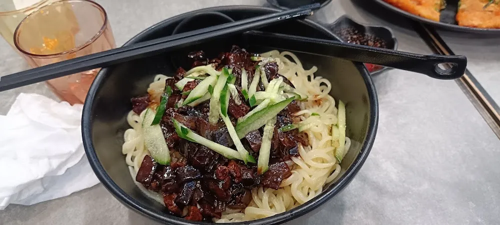 Jajangmyeon