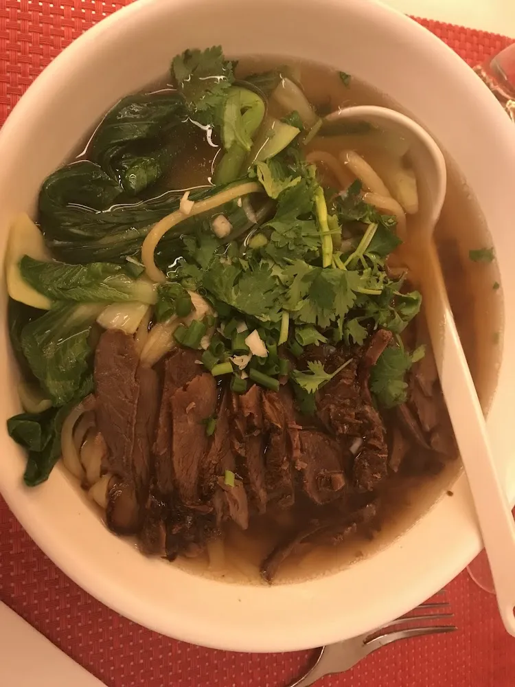 Soupe de Nouilles Au Bœuf