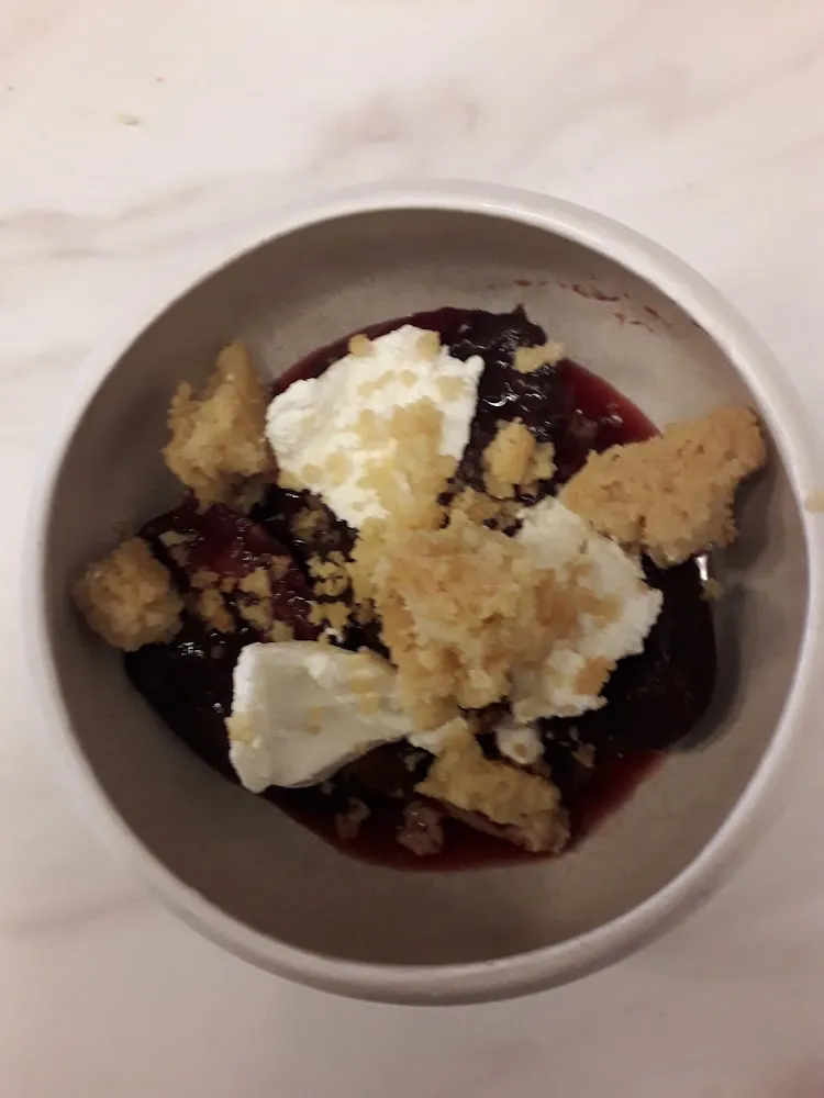 Prunes Fêta Crumble