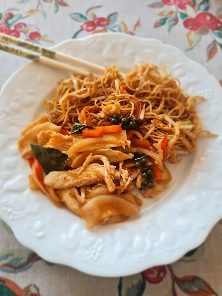 Poulet Basilic & Nouilles Sautées Nature