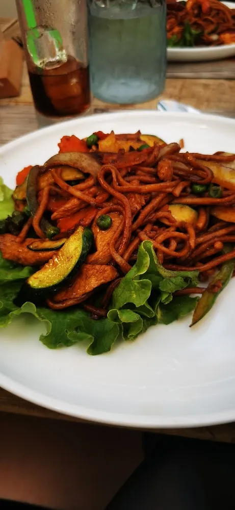 Nouilles Sautées - Poulet