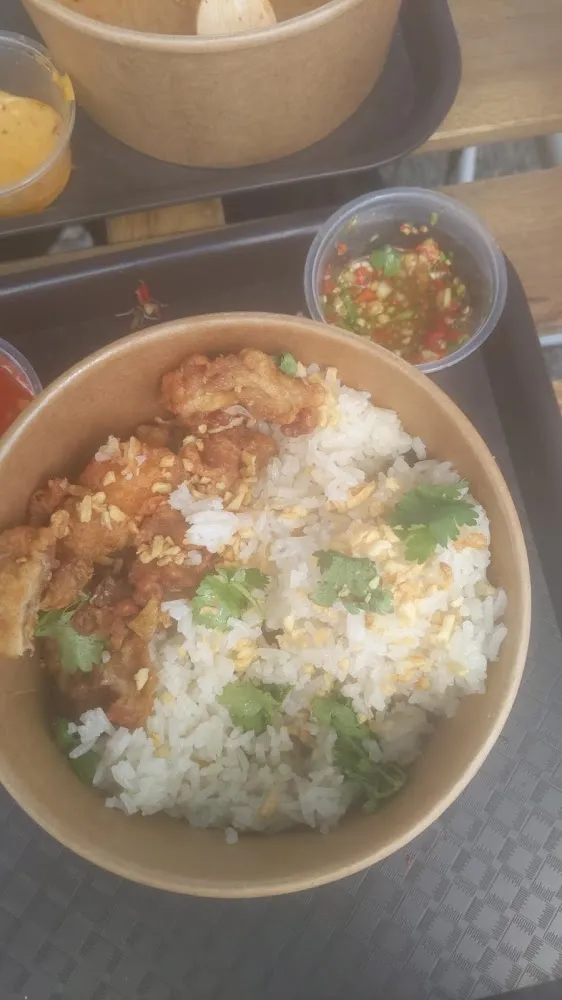 Poulet Sauté À l'Ail