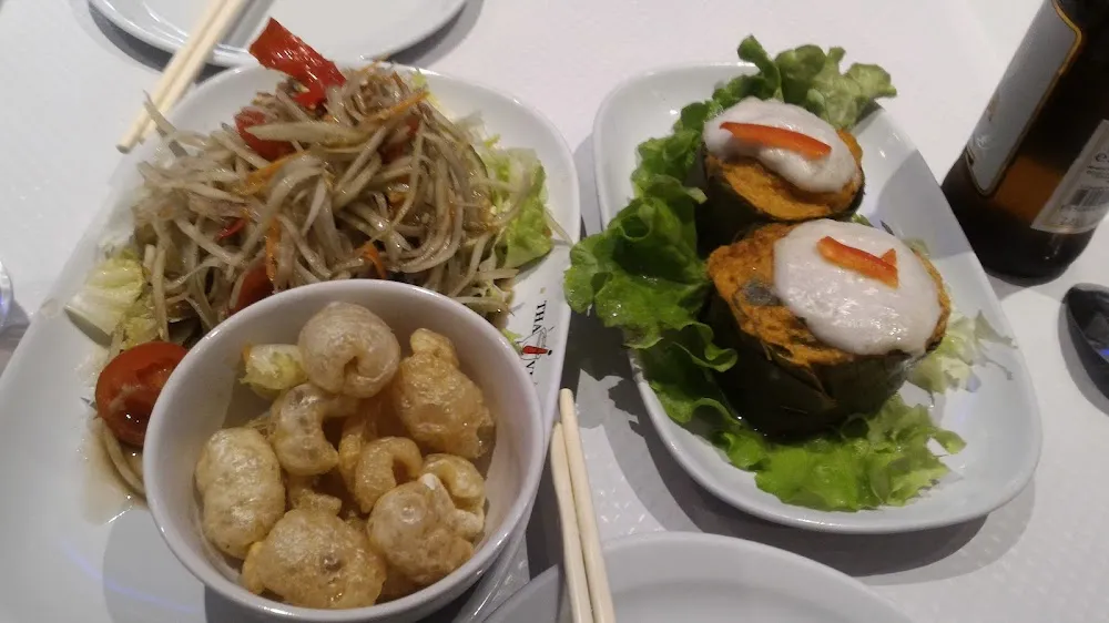 Bo Bün Vermicelles de Riz Au Boeuf Nems Et Curry