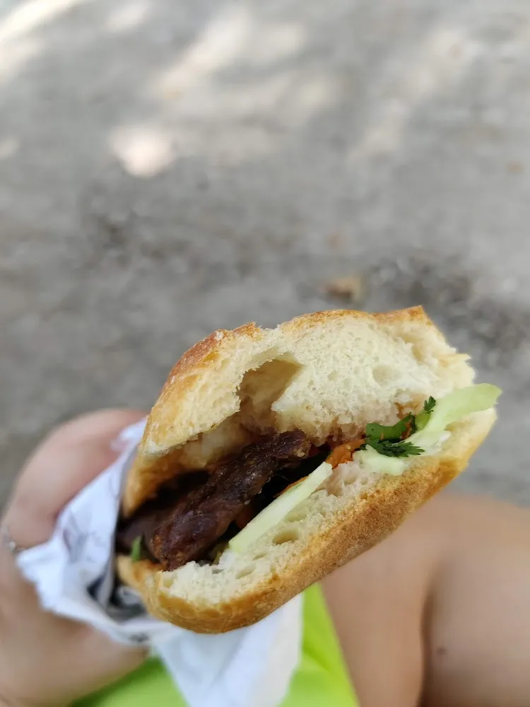Banh Mi Boeuf