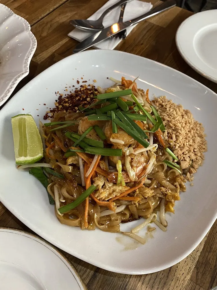 Phad Thai with Chicken
