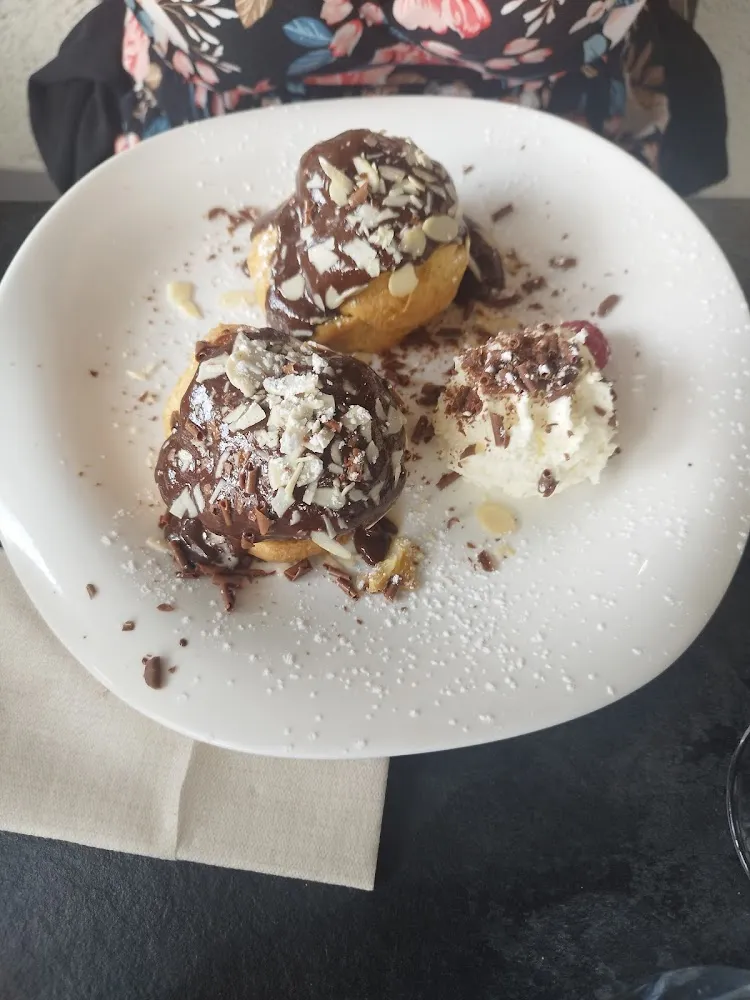 Belle Profiterole