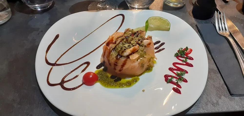 Tartare de Saumon Et Fruits de Mer