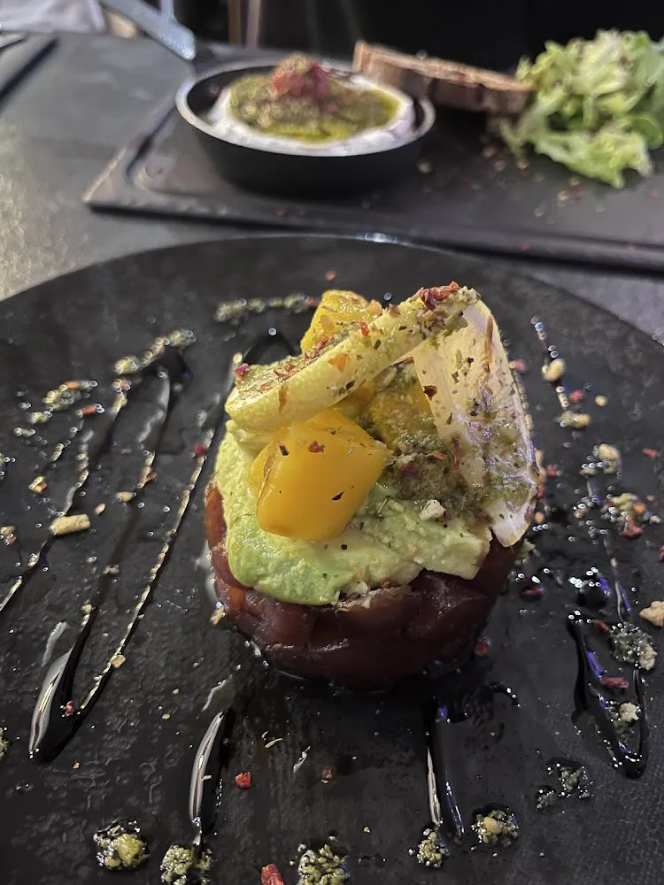Tartare de Thon Mangue Avocat