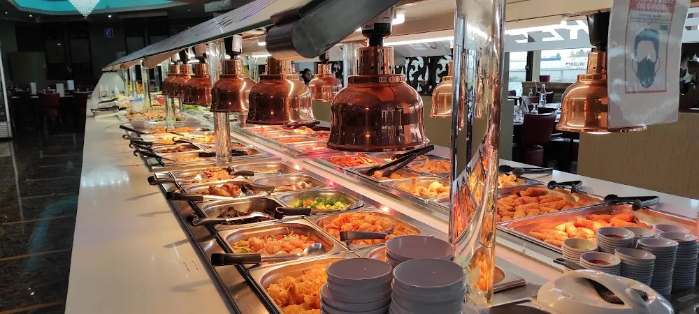 Le Buffet Garni À l'ouverture Du Restaurant