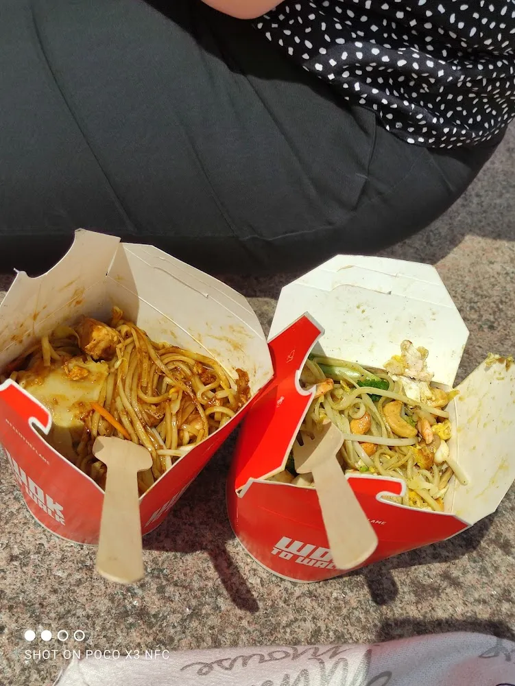 Nouilles Aux Œufs Crevettes Sauce Curry Coco